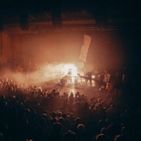 Crack Cloud Crackin Up-live In London