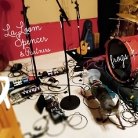La Loom, Spencer -and Partners- Frogs