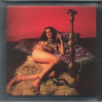 Heads Relaxing With ... -coloured-