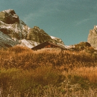 Build And Rest By The Shepherd S Light