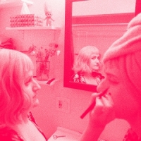 How To Kiss -coloured-